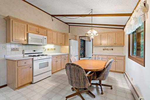 007 14873 Pixie Point Cir Prior Lake MN_0022.jpg