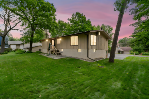 050 14873 Pixie Point Cir Prior Lake MN_0005 day to dusk.jpeg