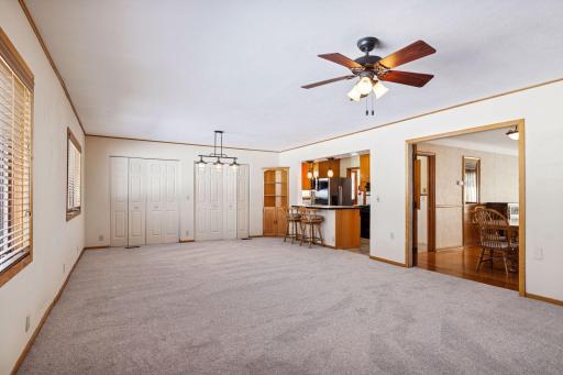 1947 Yorkshire Court, Saint Paul, MN 55116