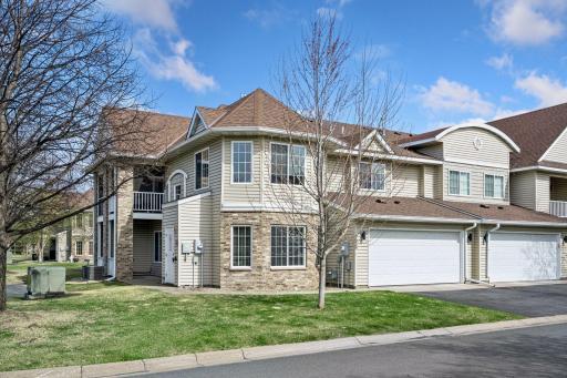 5625 100th Lane N, Brooklyn Park, MN 55443