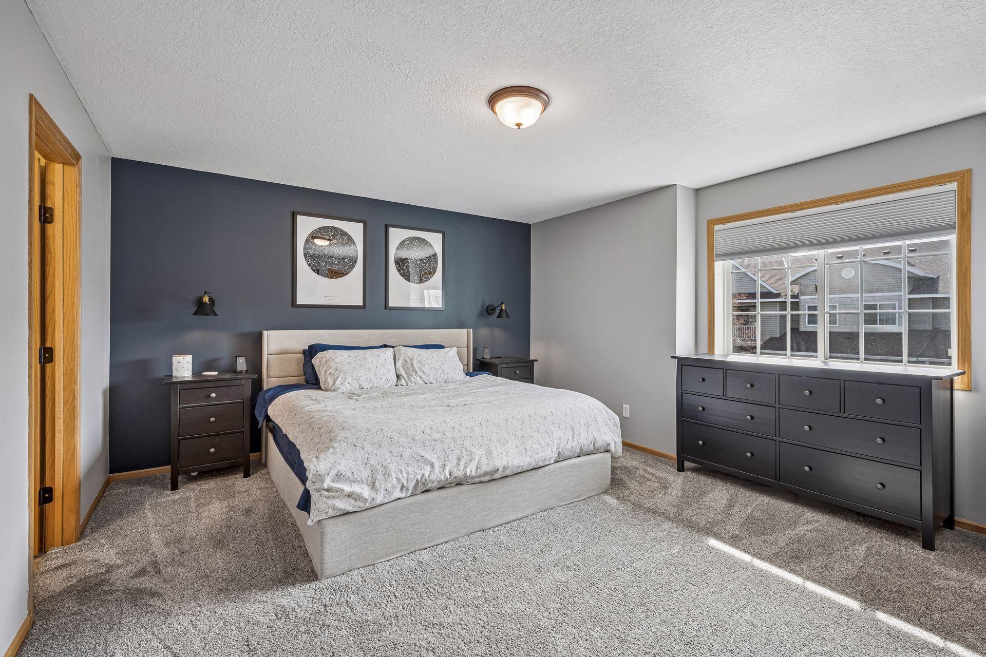 Upper Level - Main Bedroom