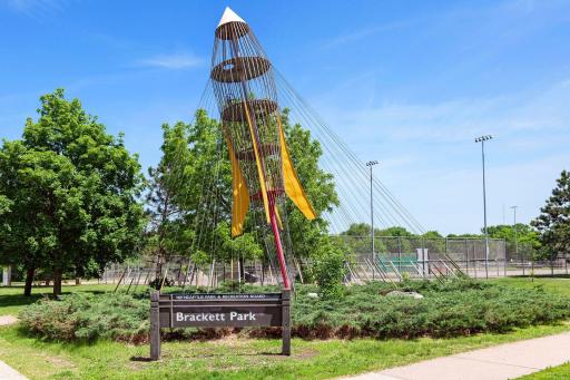 3039 44th Avenue S, Minneapolis, MN 55406