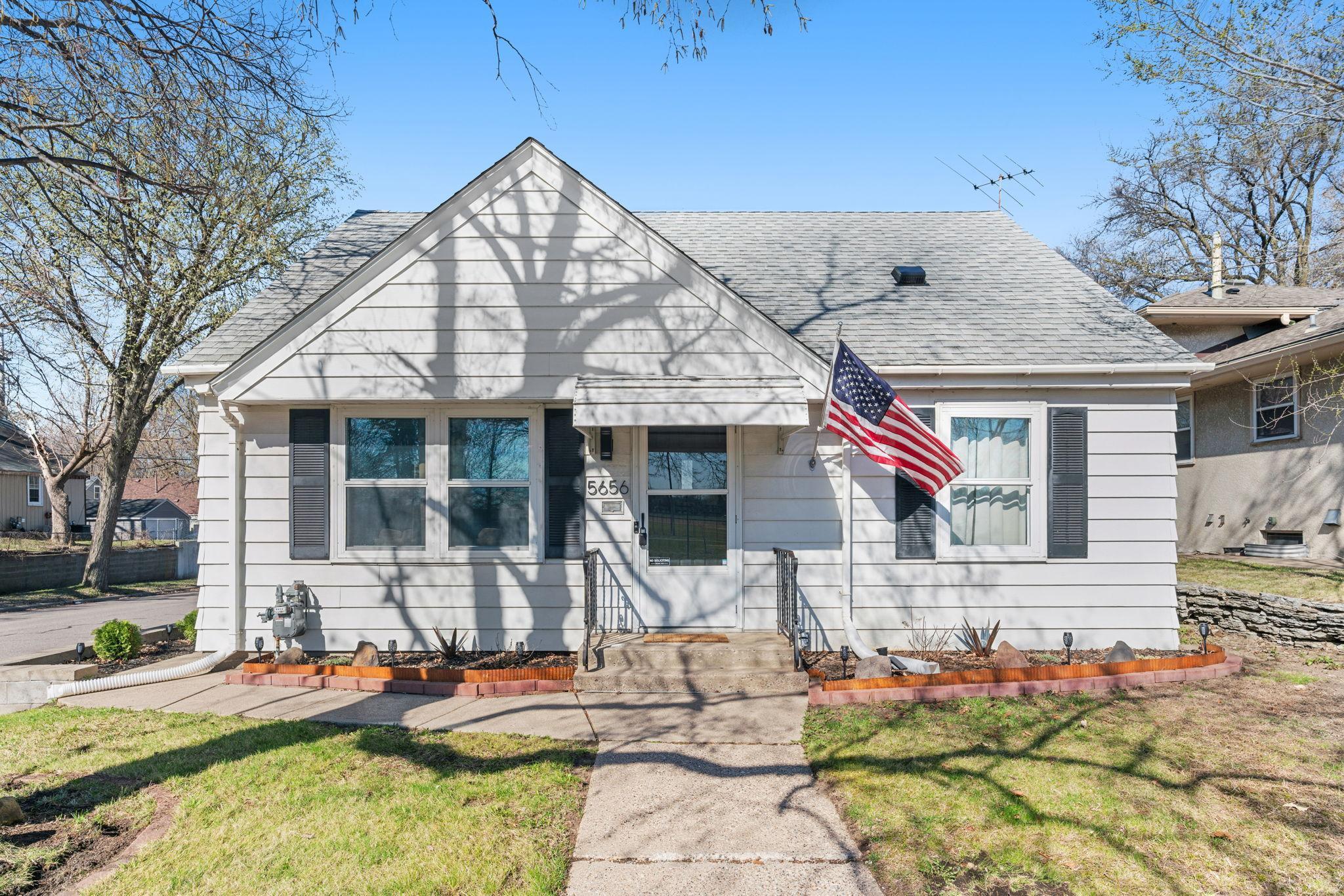 Welcome to 5656 28th Ave S!