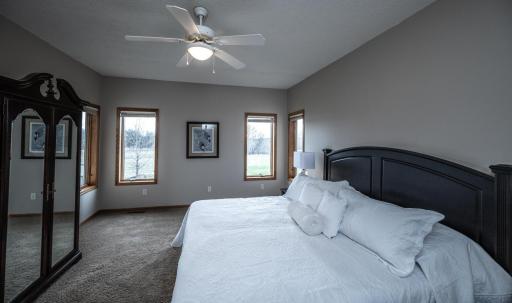 25900 Highview Avenue, Farmington, MN 55024