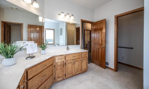 25900 Highview Avenue, Farmington, MN 55024