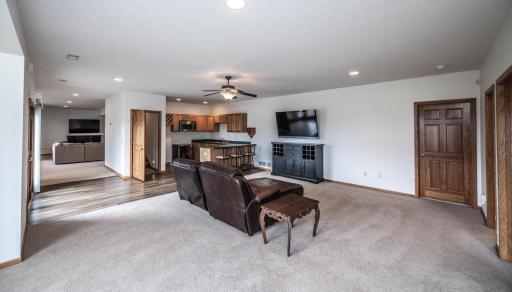 25900 Highview Avenue, Farmington, MN 55024