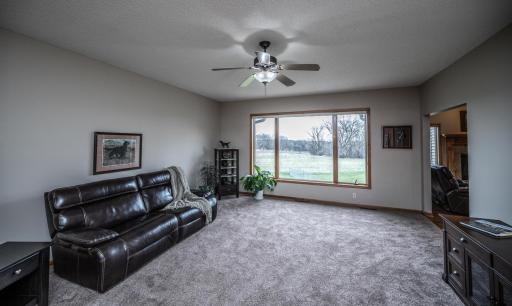 25900 Highview Avenue, Farmington, MN 55024