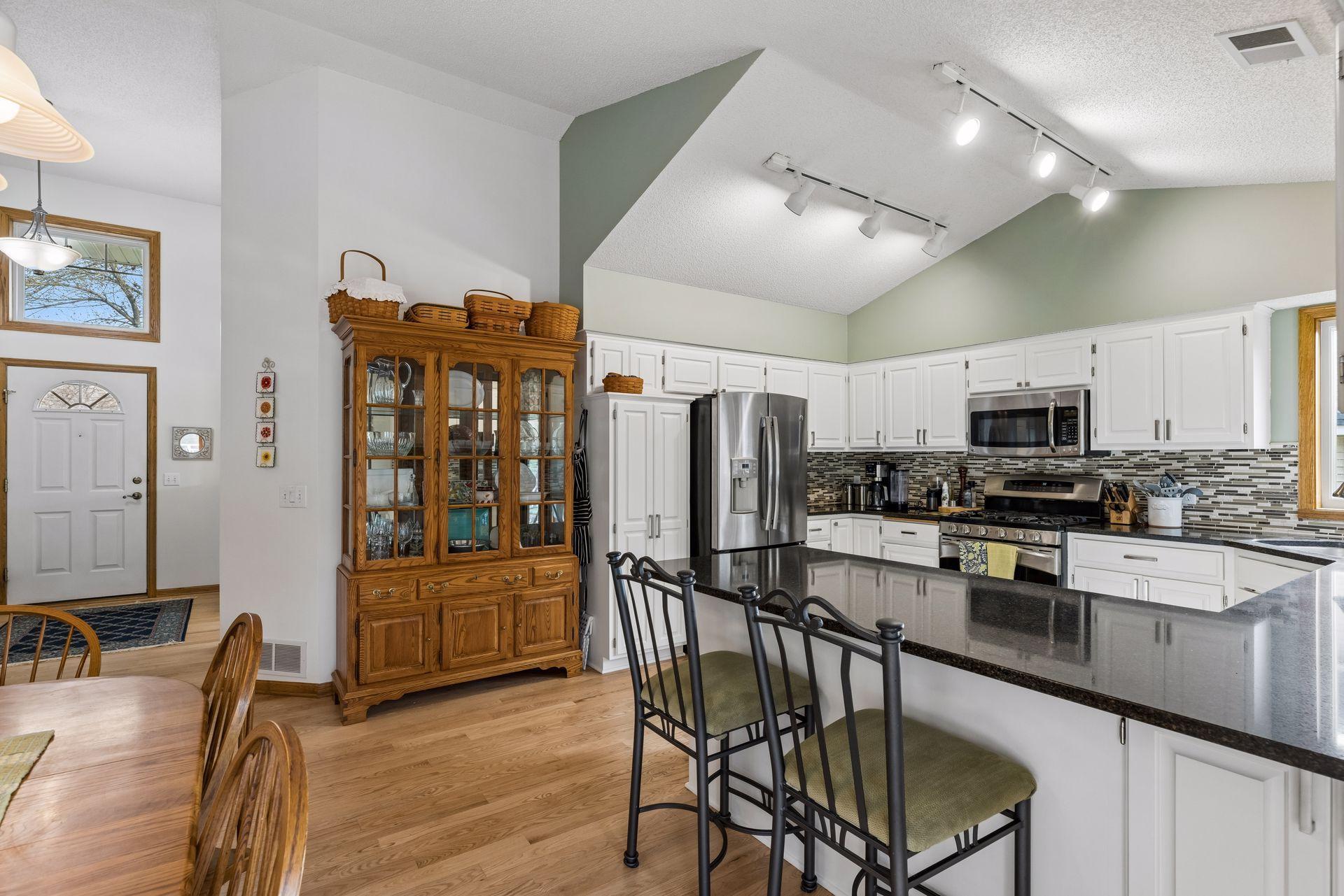 Spacious center island—perfect for gathering and entertaining.