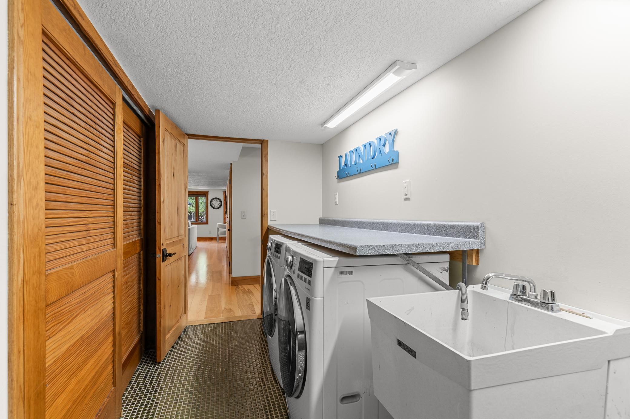 Lower level laundry