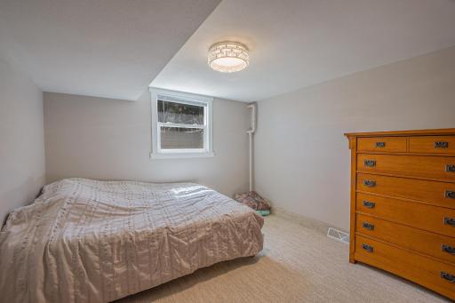 1615 Calvary Court, Saint Cloud, MN 56301