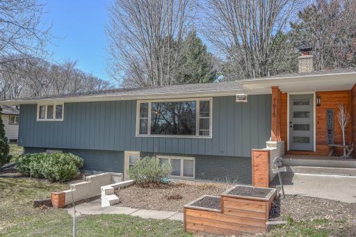 1615 Calvary Court, Saint Cloud, MN 56301
