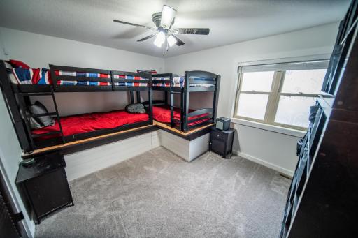 2209 Beacon Dr SW, Rochester, MN 55902