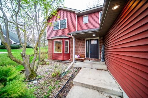 2209 Beacon Dr SW, Rochester, MN 55902