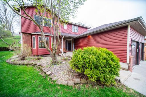 2209 Beacon Dr SW, Rochester, MN 55902