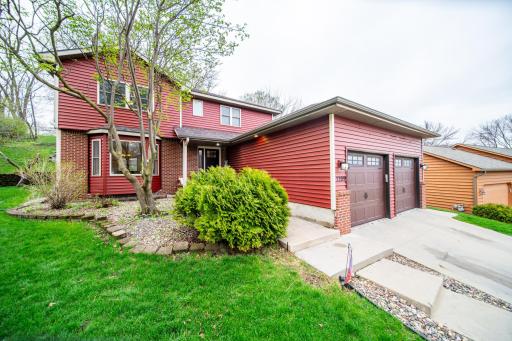 2209 Beacon Dr SW, Rochester, MN 55902