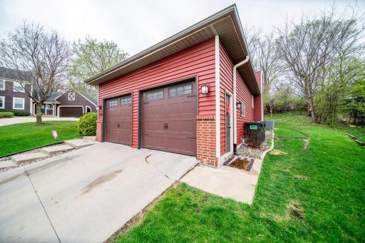2209 Beacon Dr SW, Rochester, MN 55902