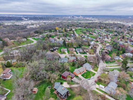 2209 Beacon Dr SW, Rochester, MN 55902