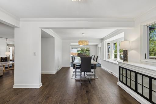 5404 Interlachen Boulevard, Edina, MN 55436