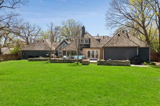 5404 Interlachen Boulevard, Edina, MN 55436
