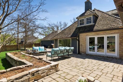 5404 Interlachen Boulevard, Edina, MN 55436