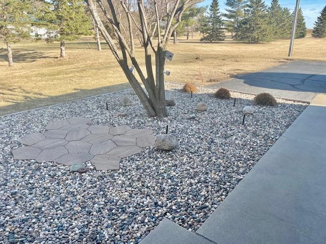 ROAD SIDE PATIO