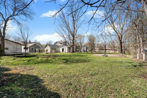 114 6th Avenue NW, Waseca, MN 56093