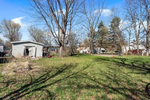 114 6th Avenue NW, Waseca, MN 56093