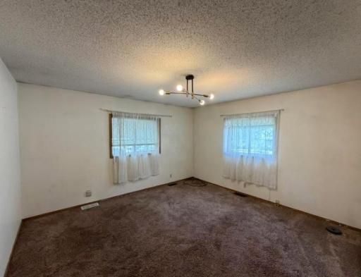 114 6th Avenue NW, Waseca, MN 56093