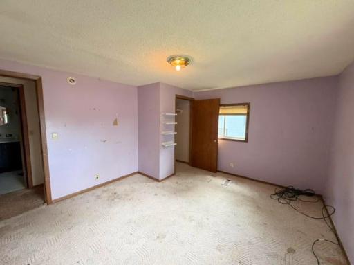 114 6th Avenue NW, Waseca, MN 56093