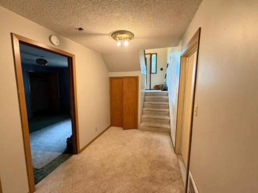 114 6th Avenue NW, Waseca, MN 56093