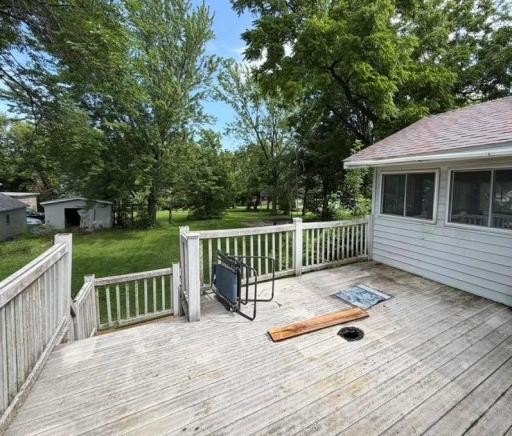 114 6th Avenue NW, Waseca, MN 56093