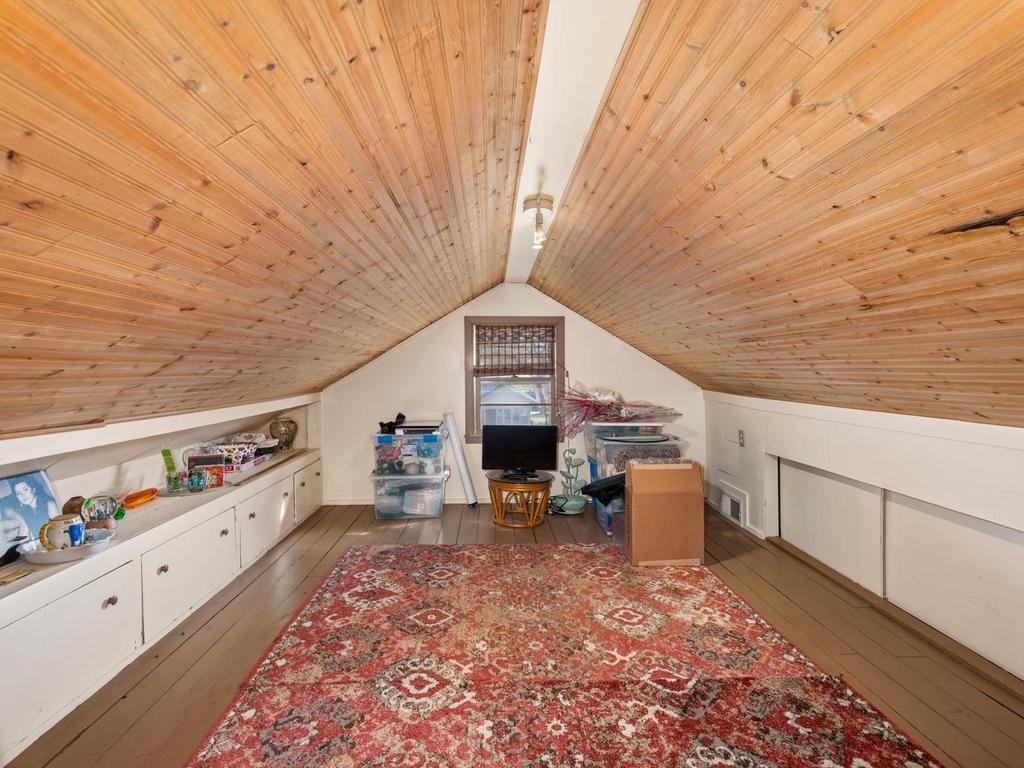 Bonus Room would work well as a home office, yoga studio, or flex area to meet your needs.