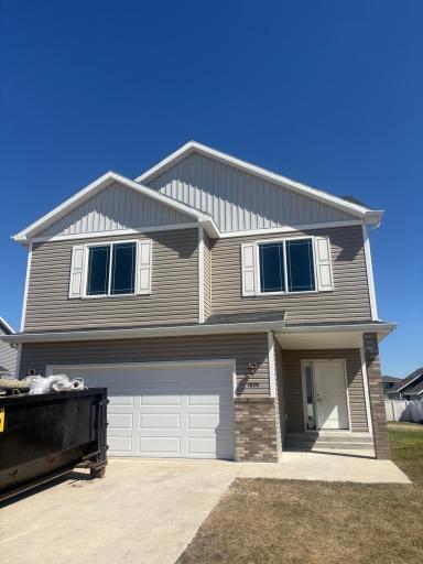 1800 41st Street S, Moorhead, MN 56560