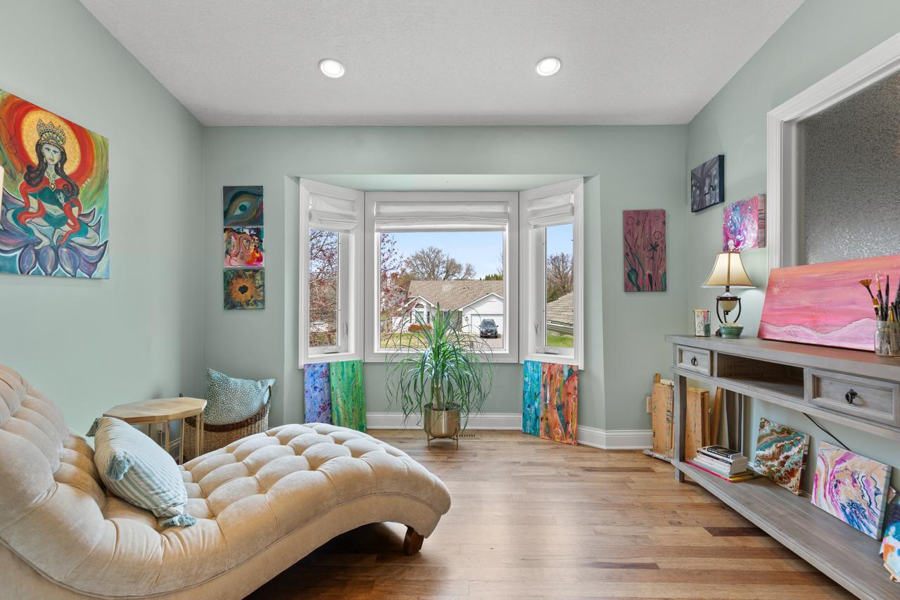 Versatile space perfect for a home office, art studio, or playroom—the possibilities are endless.