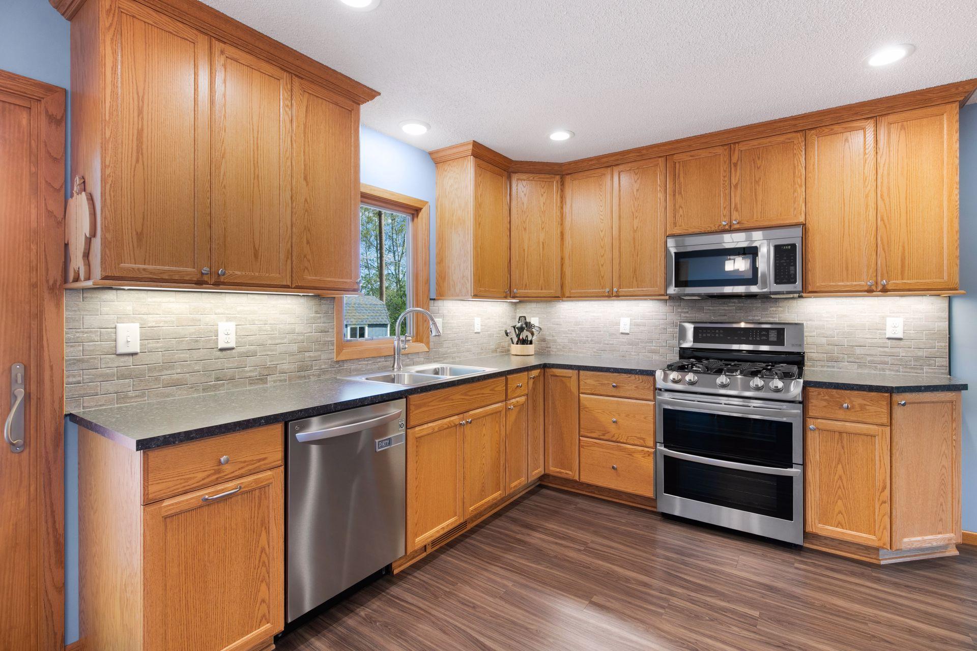 Fully remodeled kitchen as of 2020, new appliances and a new window