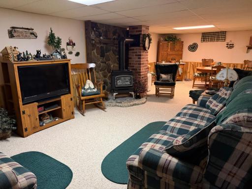 2124 Kenneth Drive, Albert Lea, MN 56007