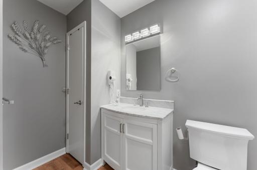 12318 Oak Leaf Court, Burnsville, MN 55337