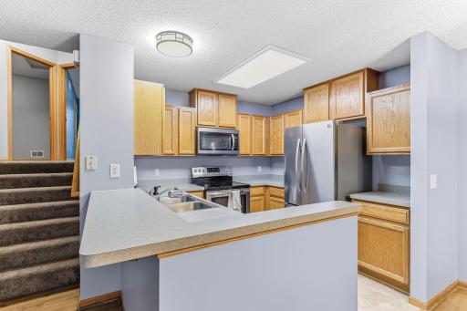 17810 70th Place N, Maple Grove, MN 55311