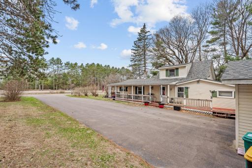 815 333rd Avenue NE, Cambridge, MN 55008