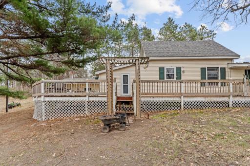 815 333rd Avenue NE, Cambridge, MN 55008