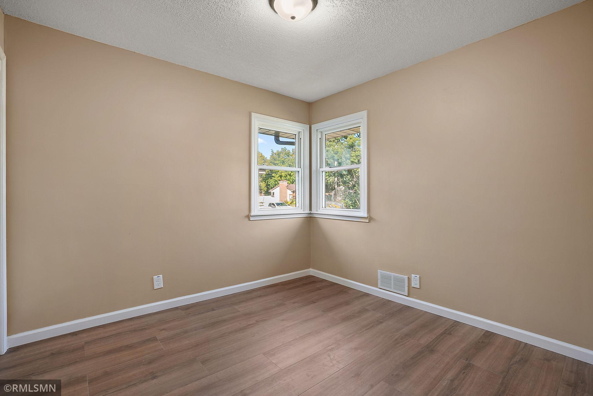 16-web-or-mls-First Person Visuals00383.jpg