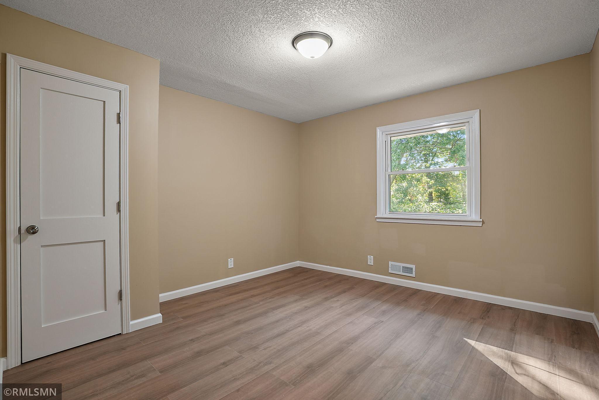 12-web-or-mls-First Person Visuals00365.jpg