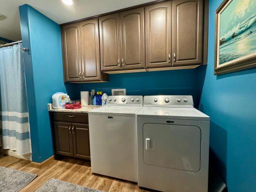 Primary Bathroom w/ Laundry