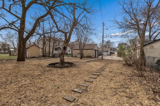 4523 James Avenue N, Minneapolis, MN 55412