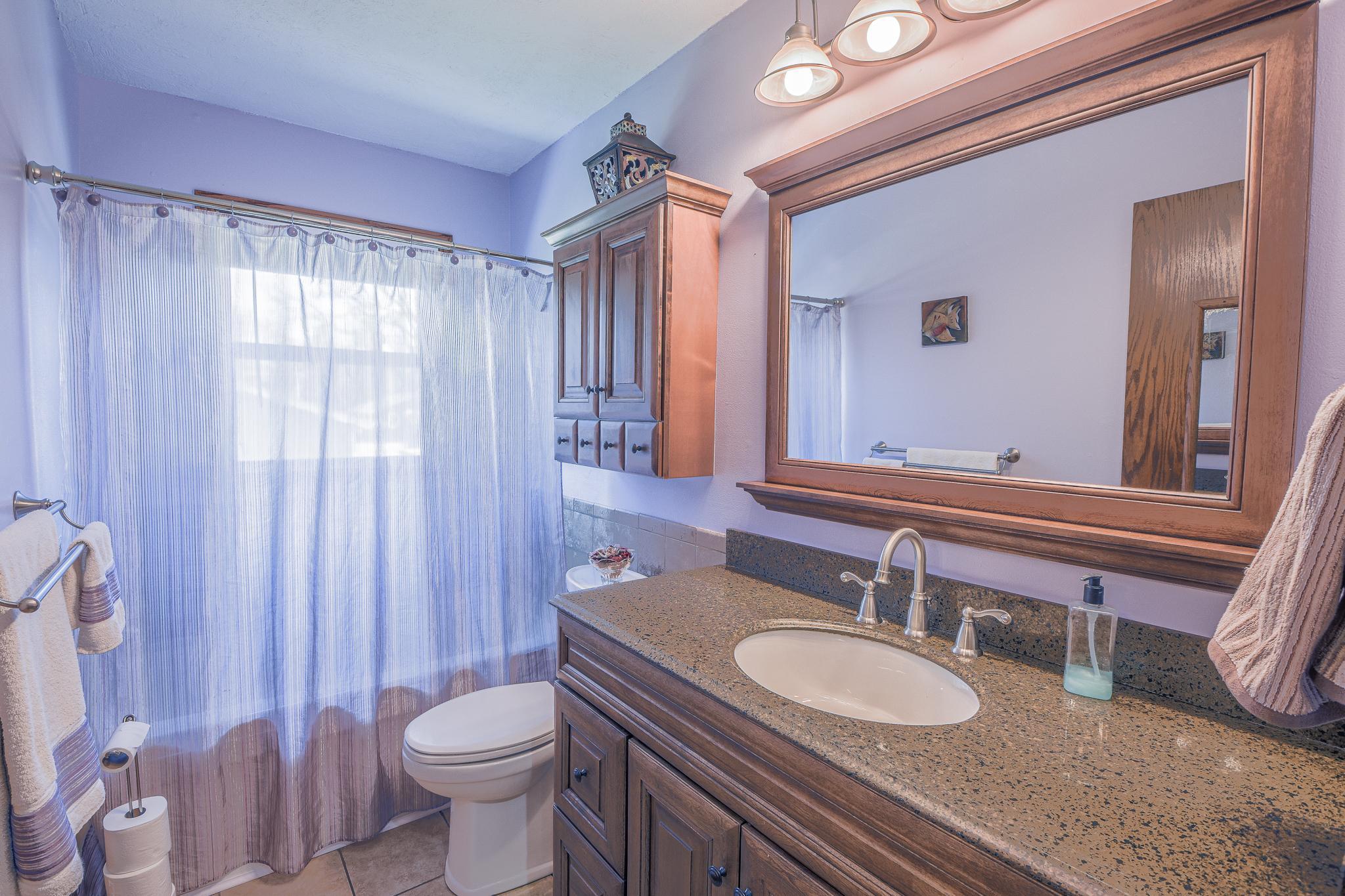 Upper level full bathroom.