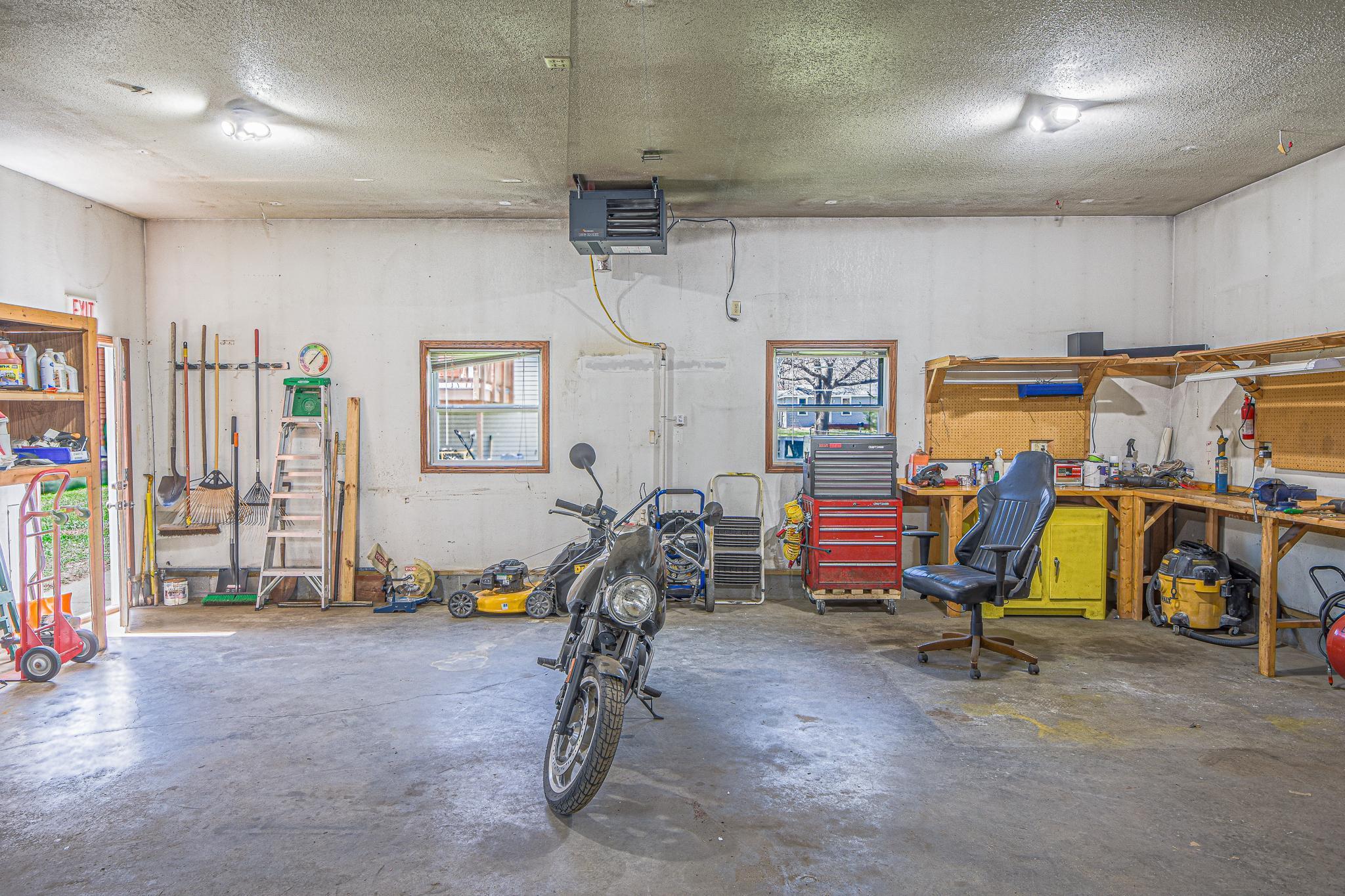 Space for a workshop or other hobbies.