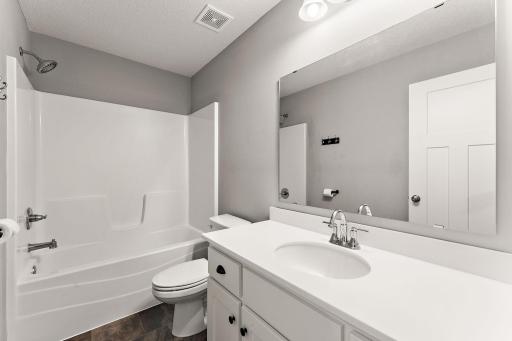 6815 91st Street S, Cottage Grove, MN 55016