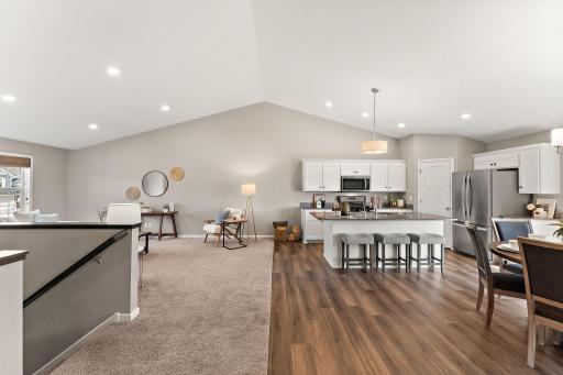 6815 91st Street S, Cottage Grove, MN 55016