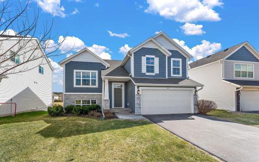 6815 91st Street S, Cottage Grove, MN 55016