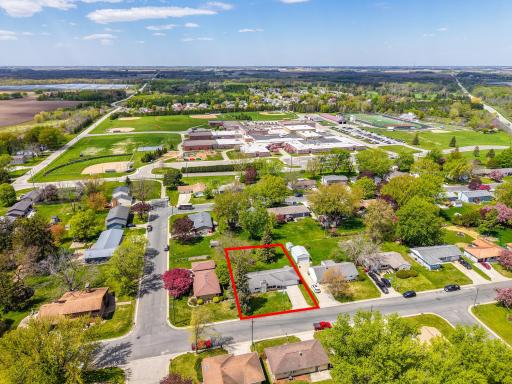 301 5th Ave NW, Dodge Center, MN 55927